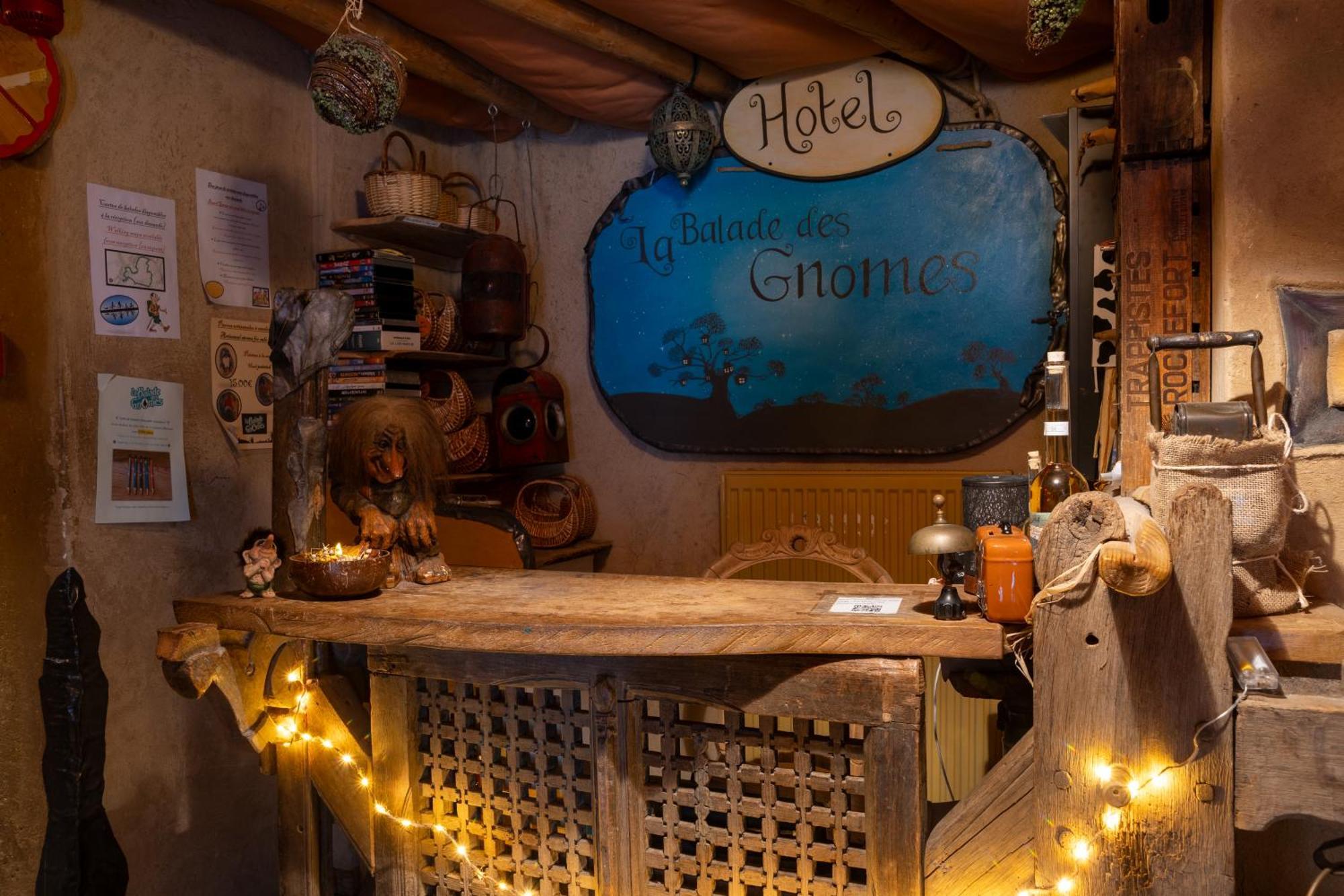 Hotel La Balade Des Gnomes Durbuy Esterno foto